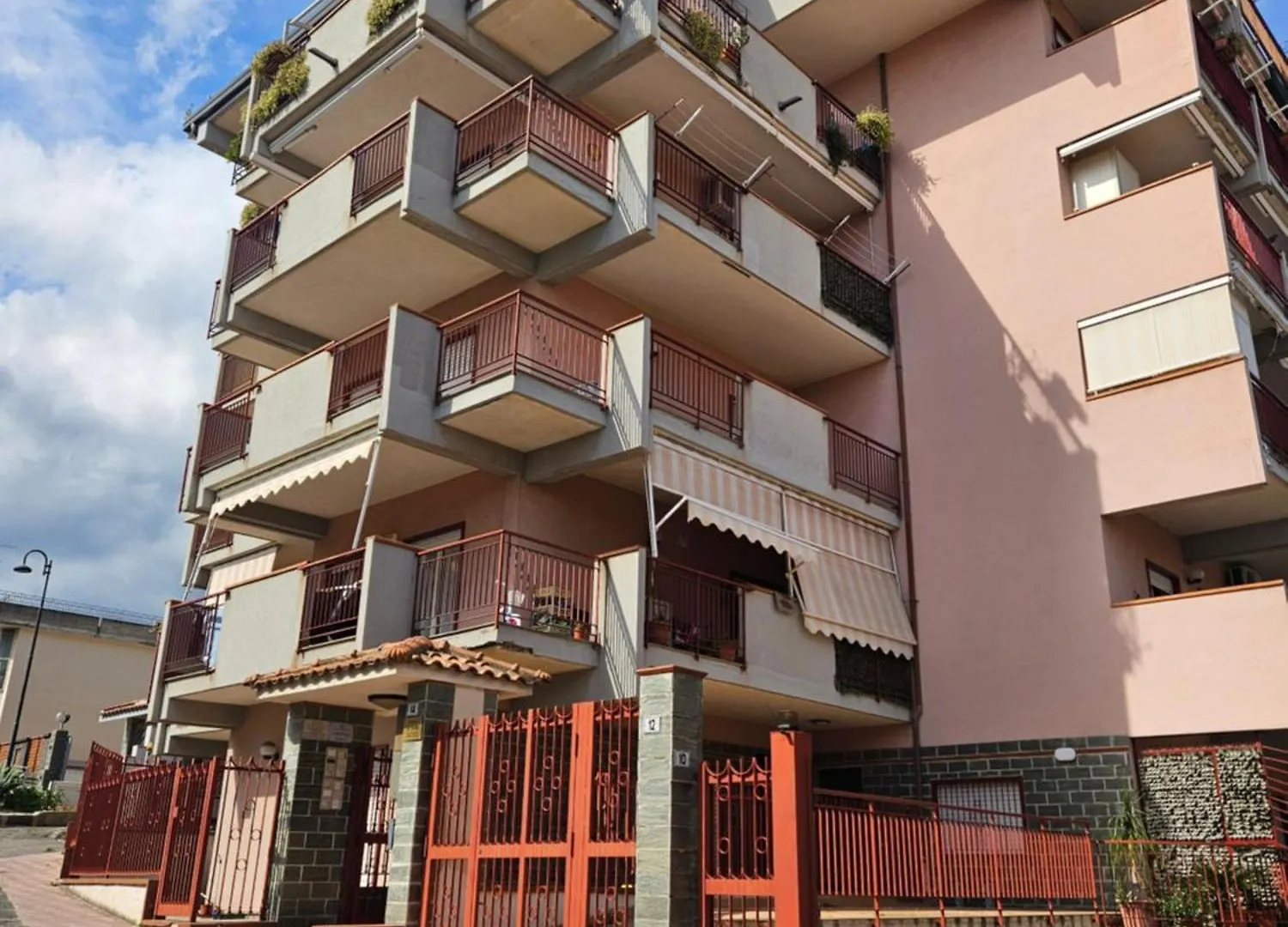 Casa Atena Santa Teresa Di Riva Italy